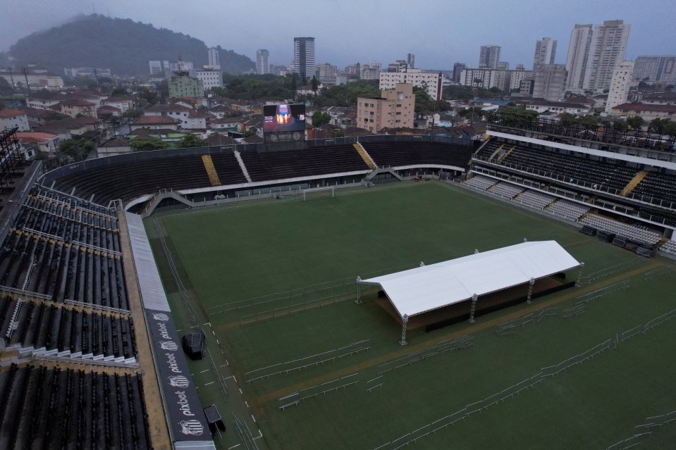 Former club Santos will house Pele's coffin on Monday and Tuesday