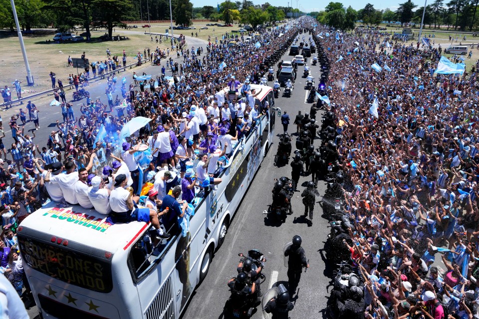 Thousands of fans were there to greet the players