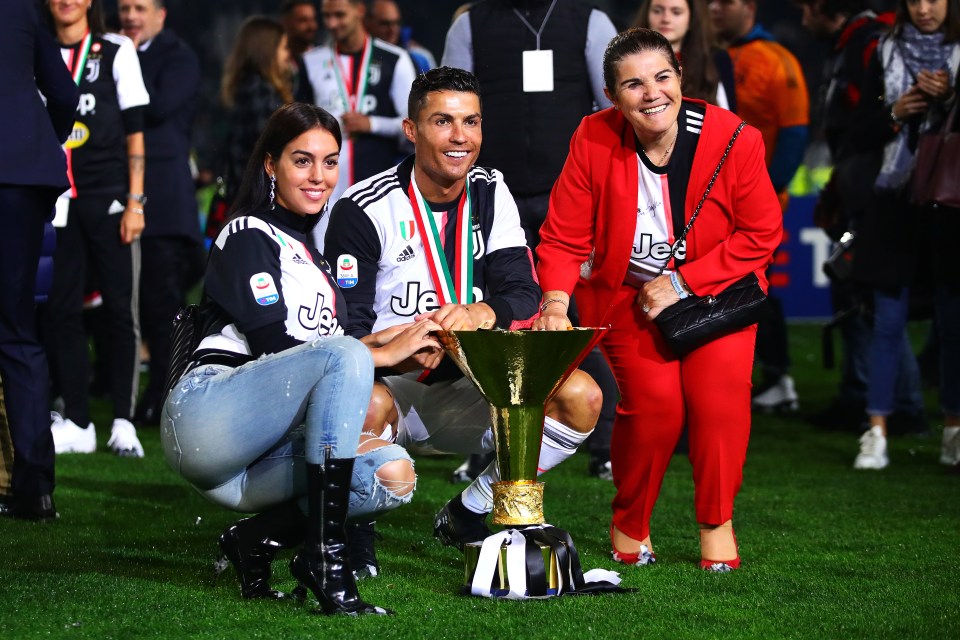 Ronaldo says his mother would like to see him and Georgina married one day