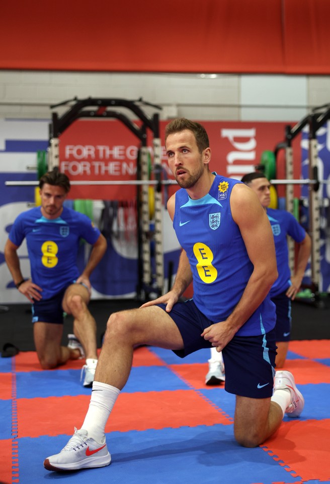 Harry Kane looked focused while undergoing some stretching work