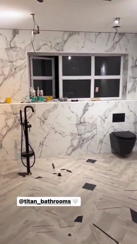 Helen showed off her bathroom transformation