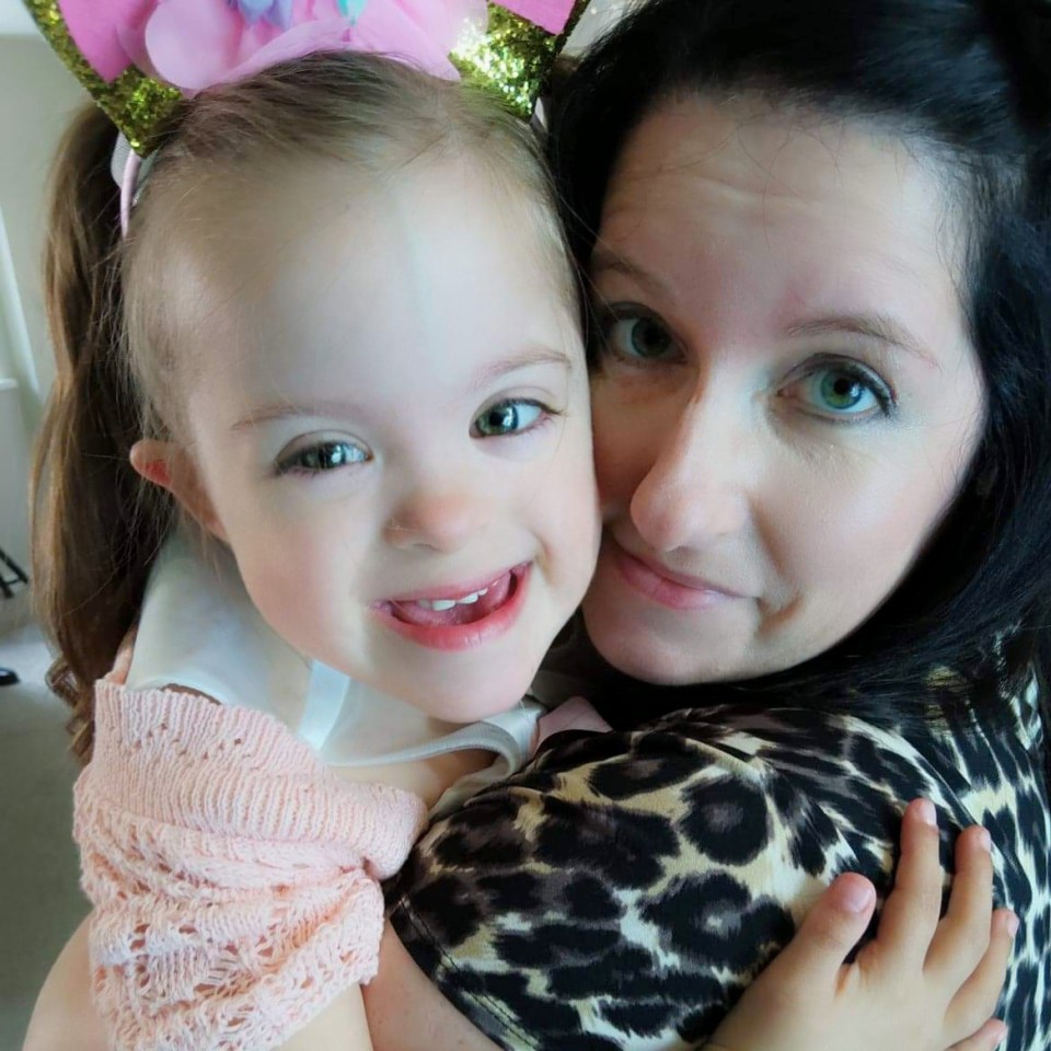 Mum Rachel Curtis had to drive around multiple pharmacies trying to obtain antibiotics for her little girl Betsy