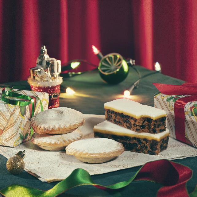 Greggs sweet mince pies and Christmas cake slice