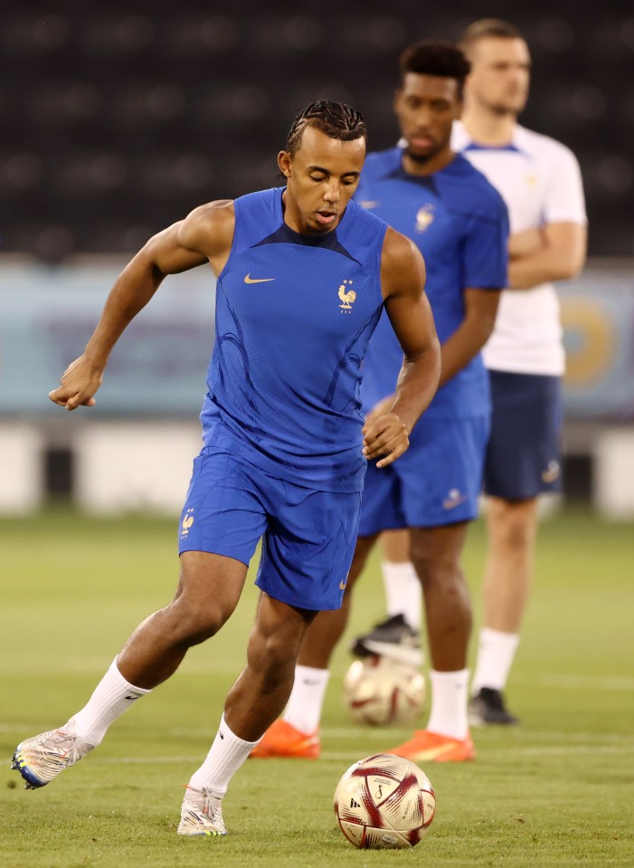 Jules Kounde's fellow centre-backs trained alongside him for France