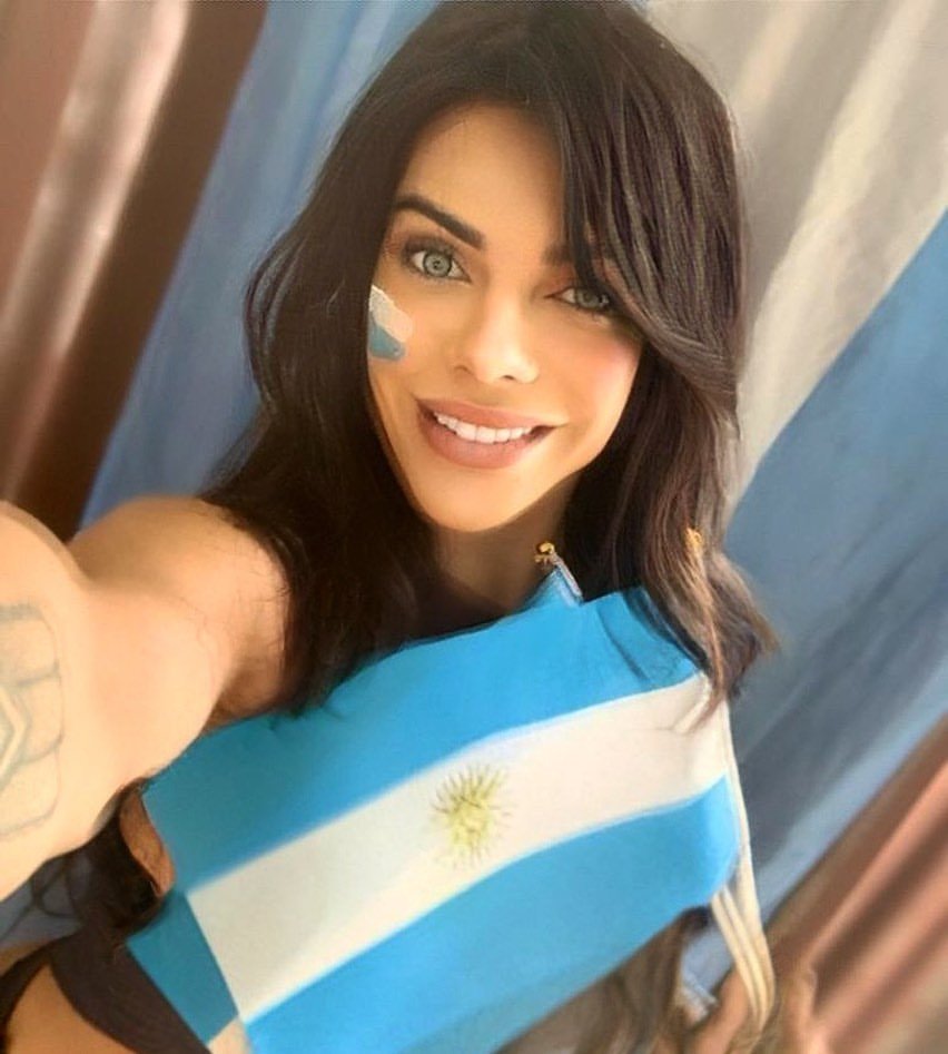 The former Miss Bum Bum once again showed her support for Argentina during Sunday's final