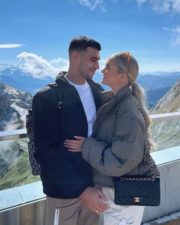 Loved up Molly Mae and Tommy Fury will become parents in the New Year