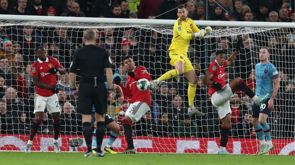 Martin Dubravka almost cost a goal after failing to punch the ball clear