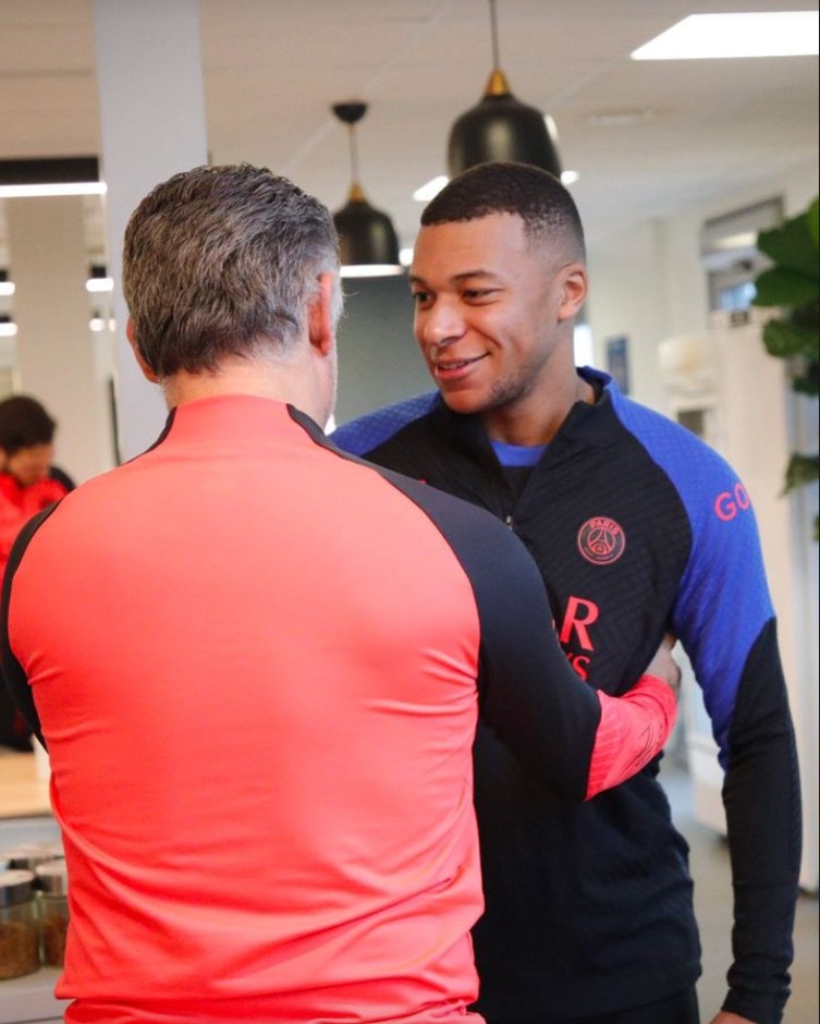 Mbappe was greeted by PSG staff