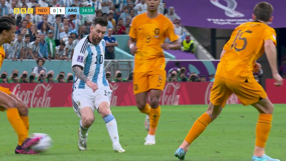 Lionel Messi produced a stunning no-look pass for an Argentina goal against the Dutch