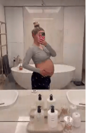 Molly-Mae Hague showed off her growing bump in a new Instagram post