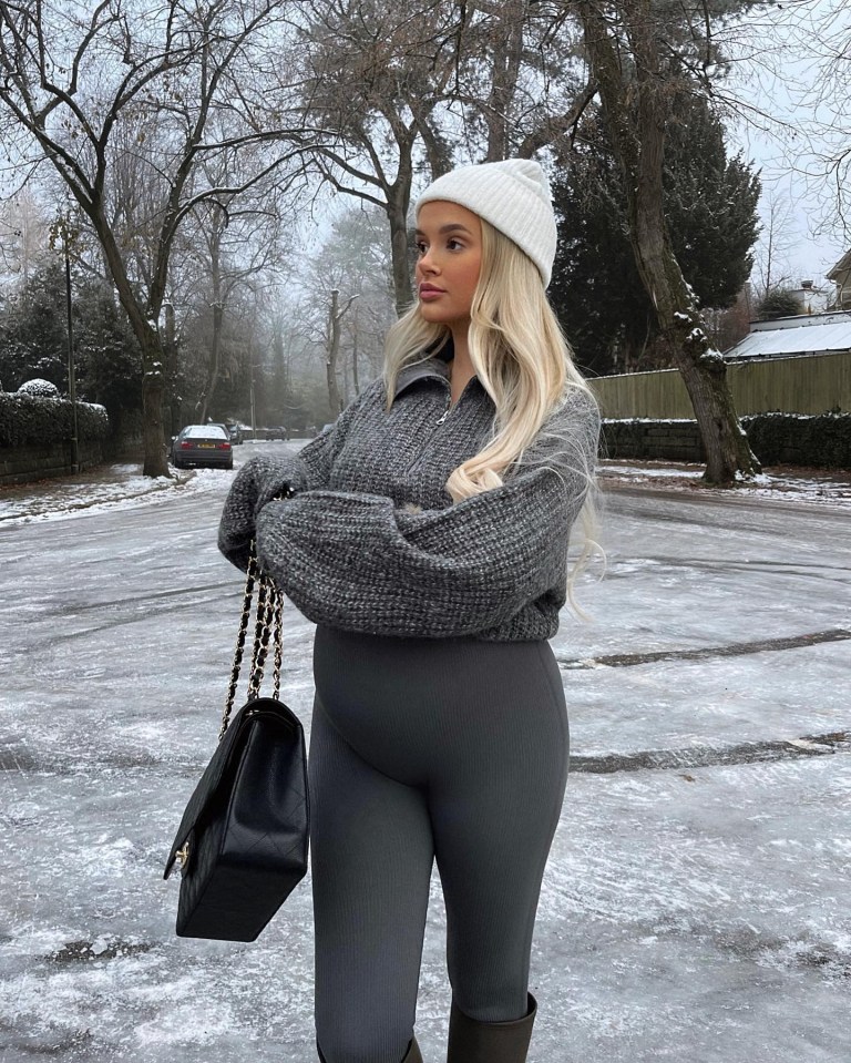 The star poses outside in freezing temperatures