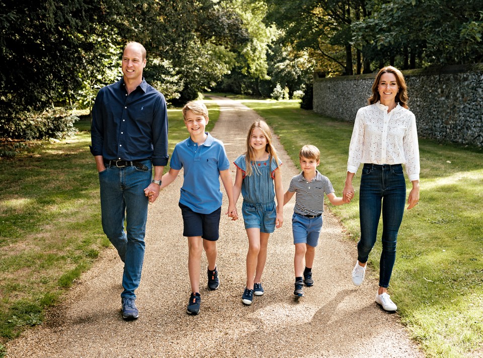 The Prince and Princess of Wales and their family for their Christmas card this year