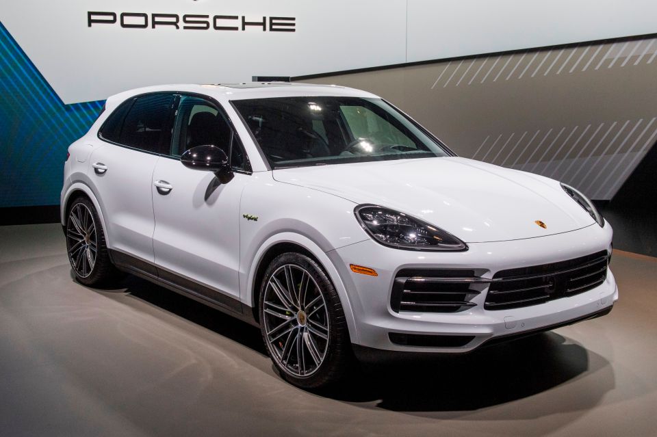 KSI also has a stunning Porsche Cayenne in his garage