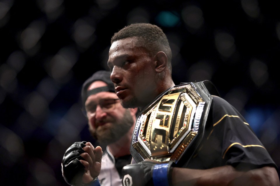 Jamahal Hill was crowned UFC light heavyweight champion after beating Glover Teixeira