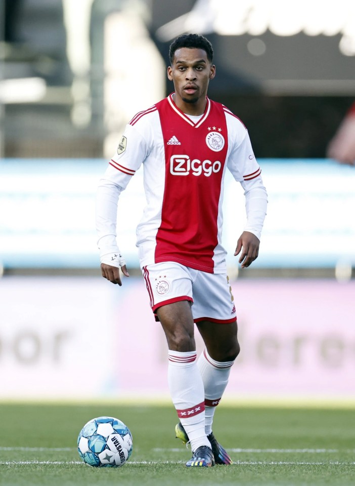 Manchester United are still keeping tabs on Ajax star Jurrien Timber