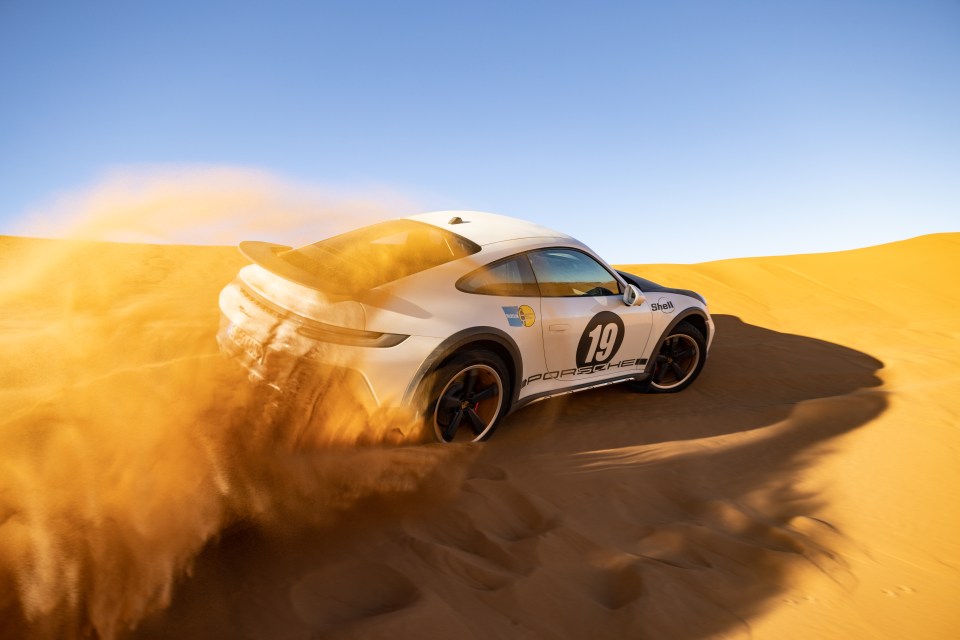 The Porsche 911 Dakar pays tribute to when Porsche won the 1984 Paris-Dakar Rally - without promoting cigarettes