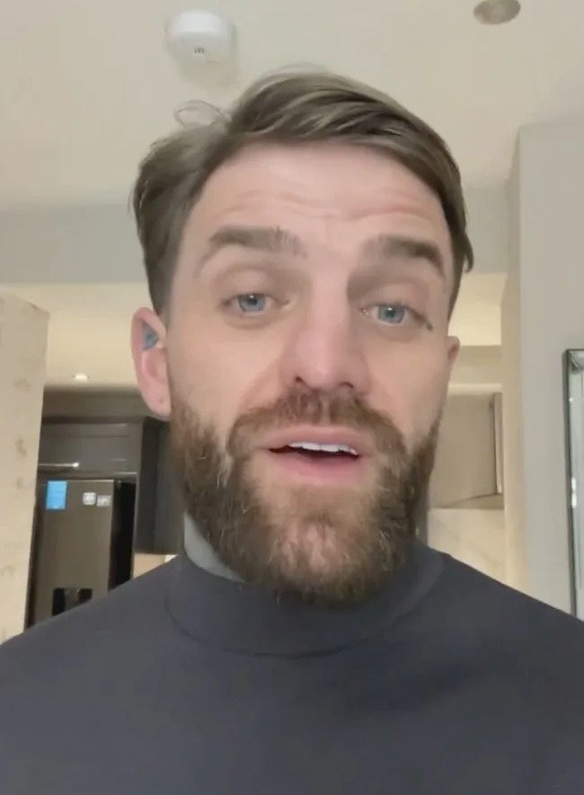 Aaron Chalmers called out Tommy Fury