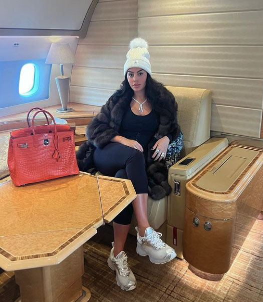 Georgina Rodriguez was also pictured on the plane