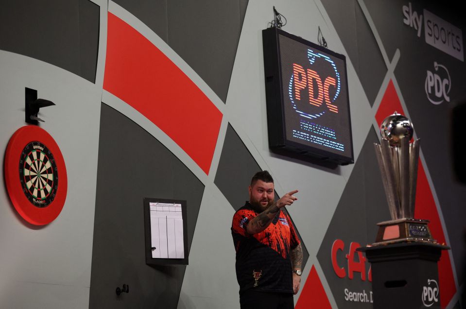 Bully Boy becomes the 11th player ever to become PDC world champion