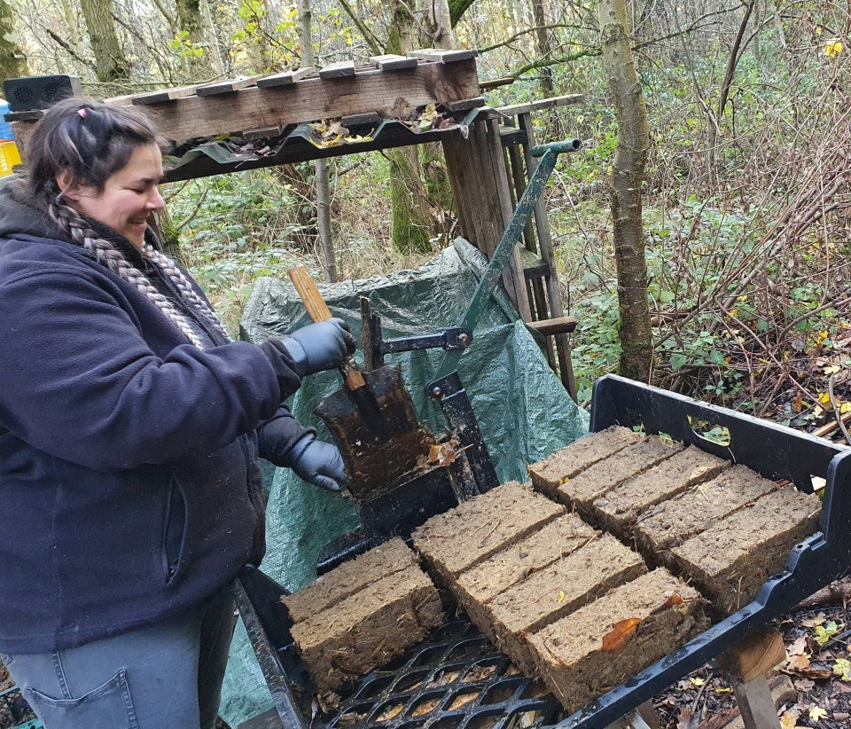 Kirsty says turning the poo into bricks is 'good for the soul'