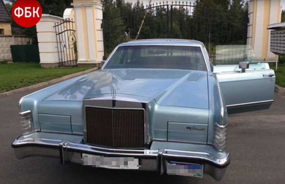 Prigozhin’s shiny big American-made Cadillac