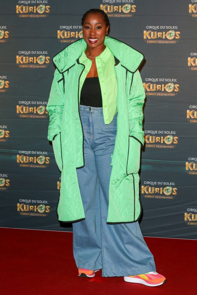 Scarlette looked chic at the Cirque Du Soleil KURIOS premiere on Wednesday