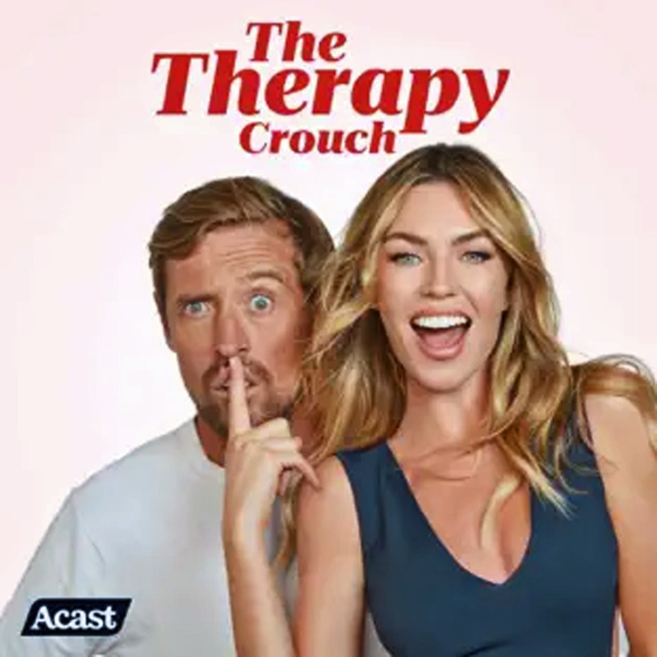 The couple opened up about the early days of their relationship on their new podcast, The Therapy Crouch