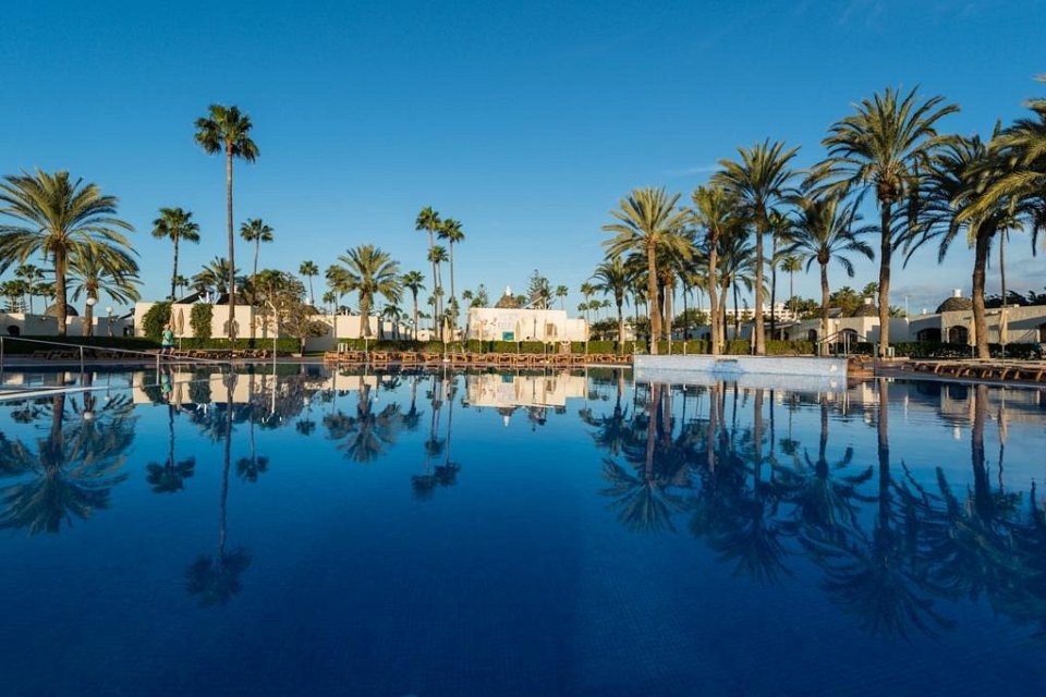 HD Parque Cristobal Gran Canaria has several pools