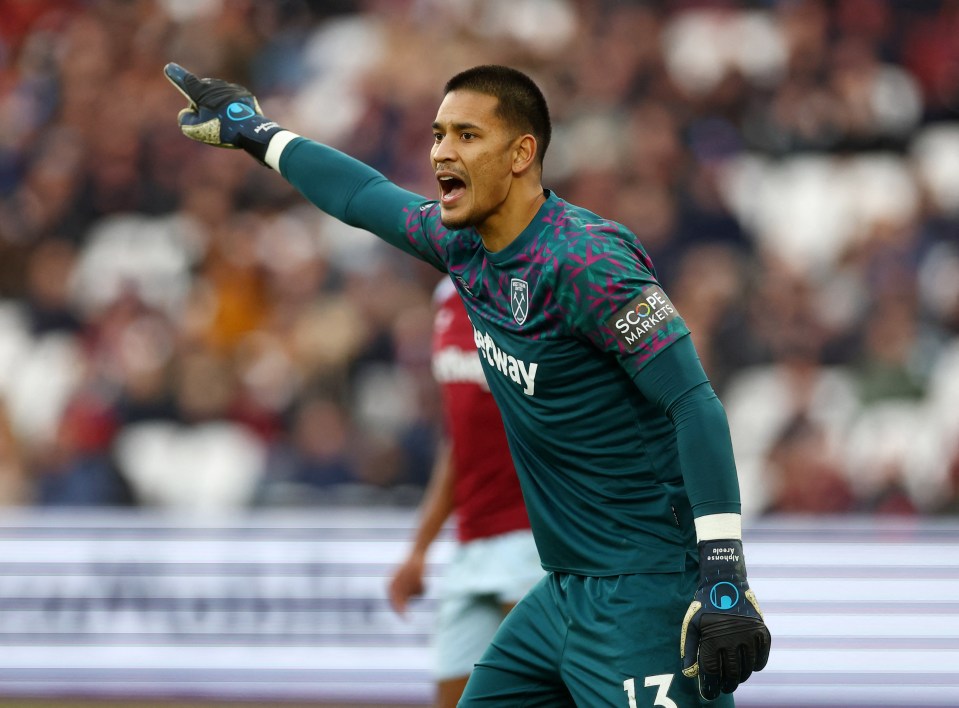 Fans are all saying the same thing about Alphonse Areola