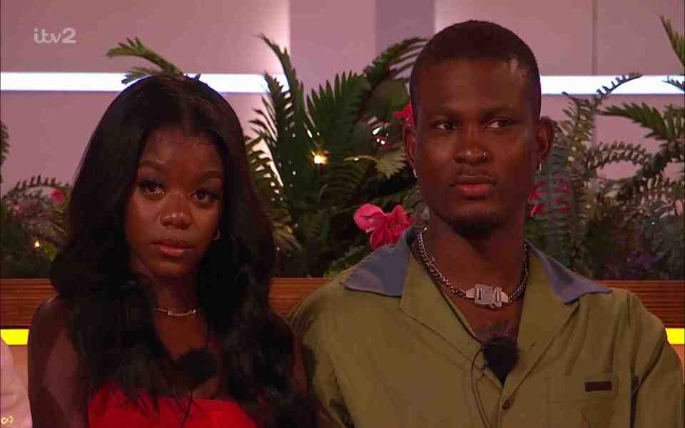 The pair coupled up leaving Shaq, who was previously coupled up with Tanya, single