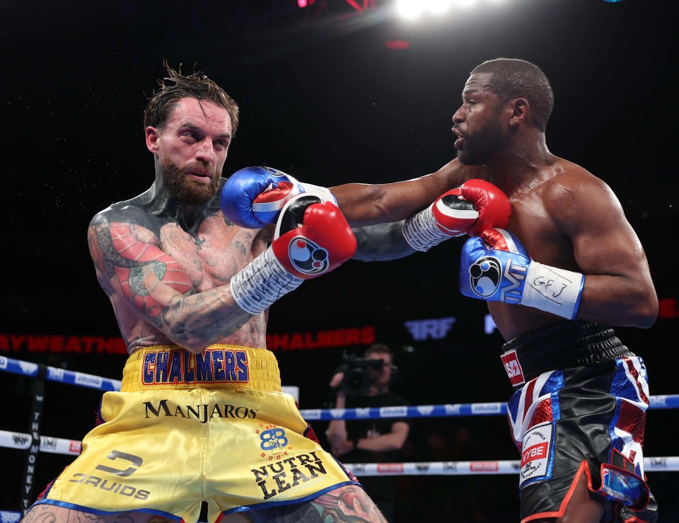 The pair boxed for eight rounds inside an empty O2 Arena