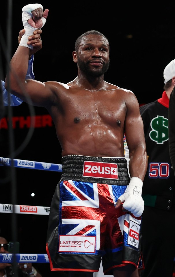 Floyd Mayweather fought in Britain for the first time