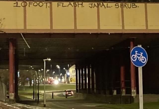 10 Foot's signature marks a bridge in Swindon