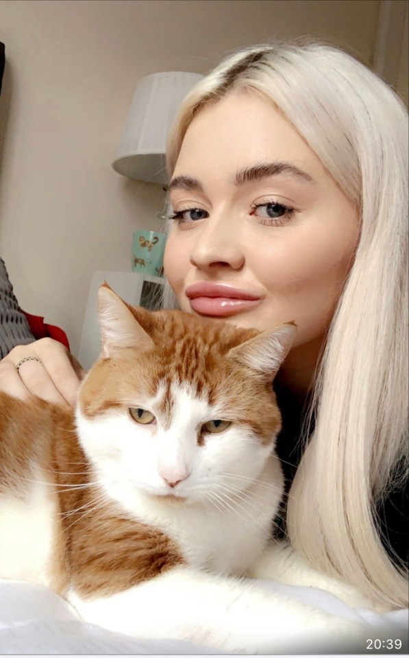 Hannah adopted Simba in May 2020