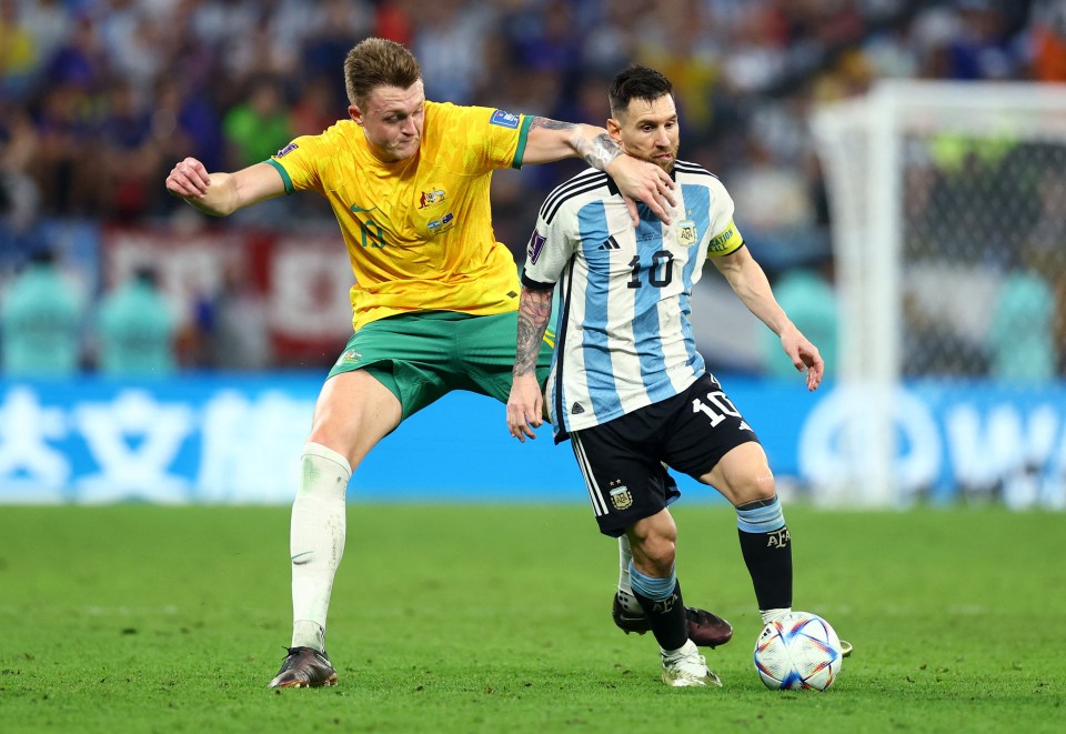 Souttar grapples with Lionel Messi during Australia's World Cup clash with Argentina