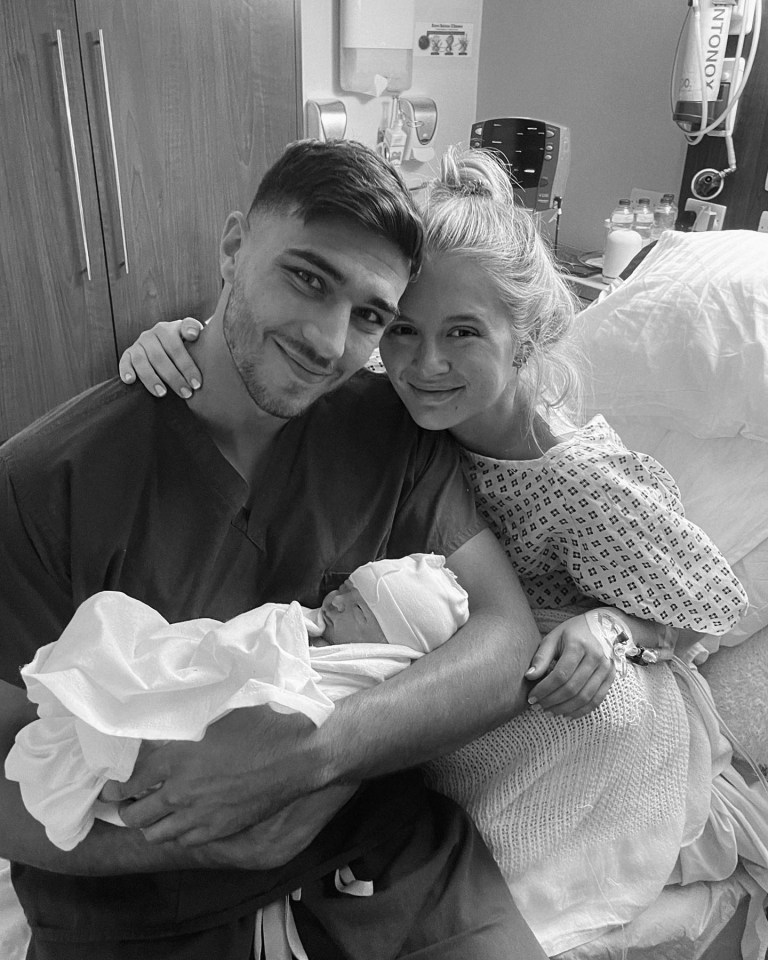 Tommy Fury and Molly-Mae with baby daughter Bambi