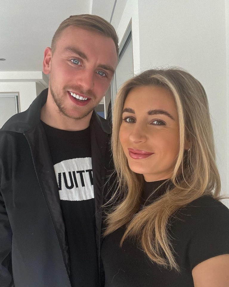 Dani and Jarrod are expecting twins