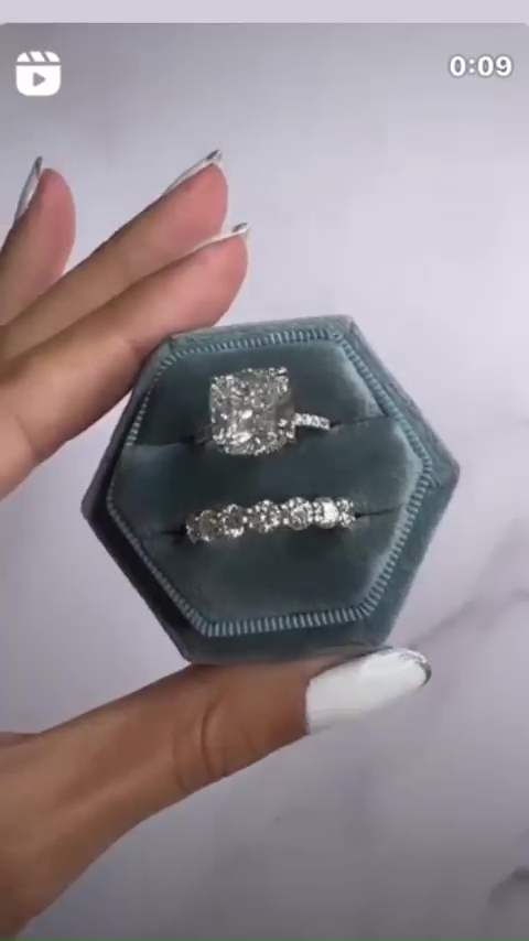 Danniella posted videos of huge diamond rings online