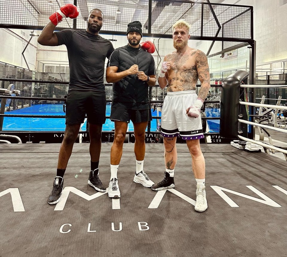 Lawrence Okolie, Umar Kamani and Jake Paul in 2022