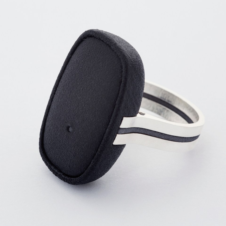 The Moodmetric smart ring was another gadget researchers named