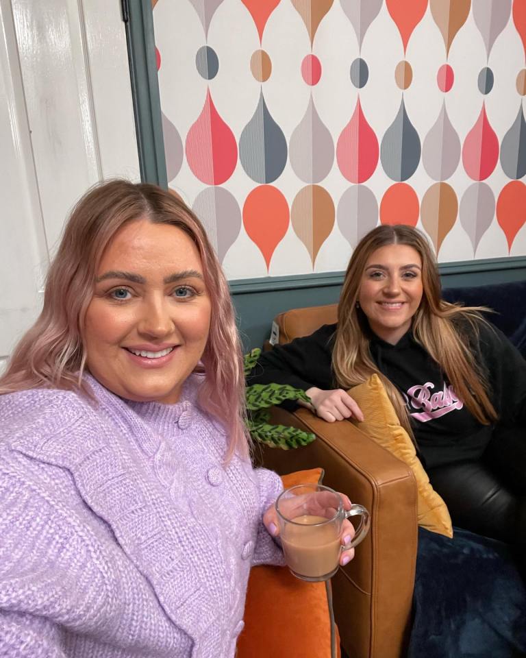 Izzi Warner posted a sweet snap of her rarely-seen kids on the Gogglebox  sofa