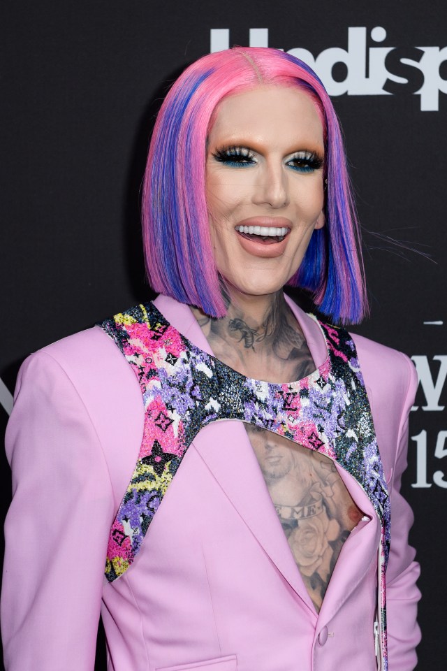 Jeffree Star hinted that he has set a date to unmask his mystery boyfriend