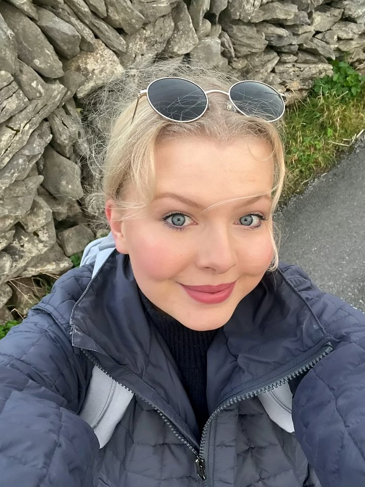 Lydia Eakin moved to Inis Meain, Galway off the west coast of Ireland