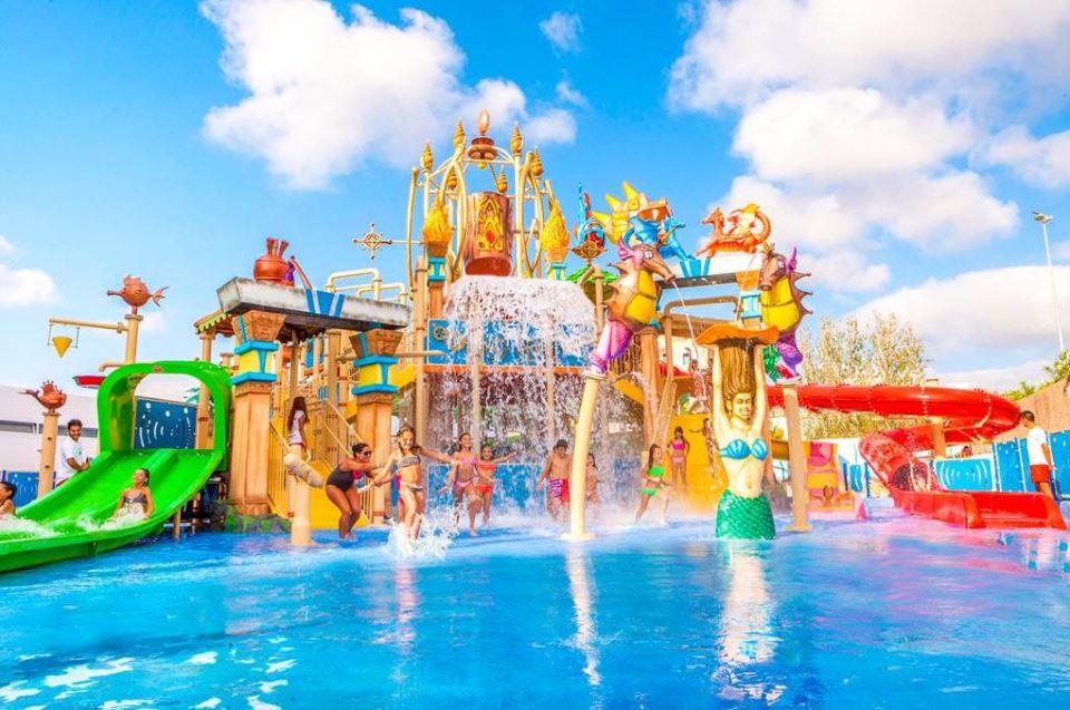 The Sol Katmandu Park resort gives you unlimited access to the Katmandu Park waterpark