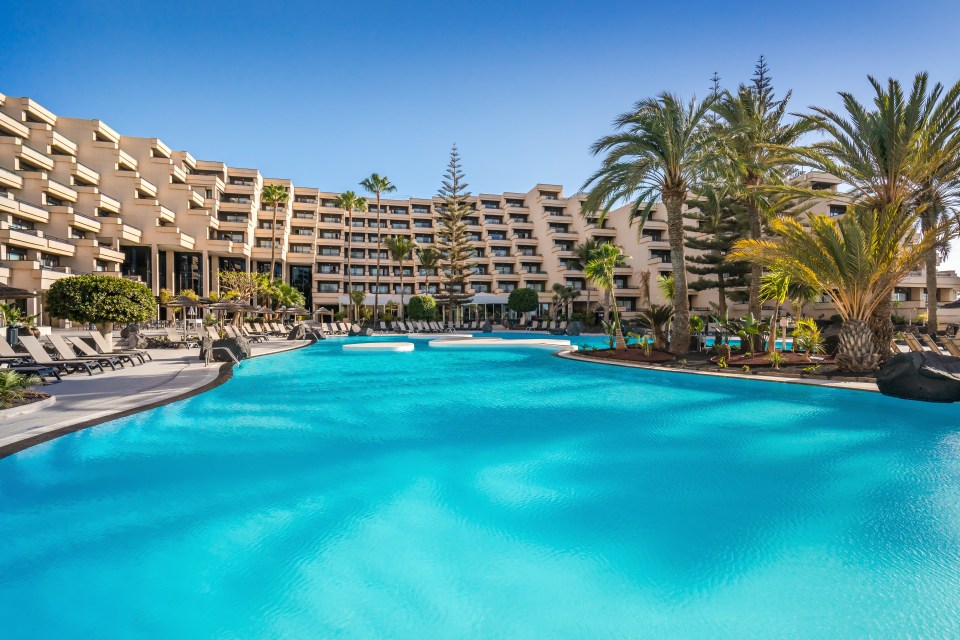 The Barcelo Active Lanzarote Resort is fabulous and with an emphasis on getting guests fit and in shape, is the best place to be this Jan