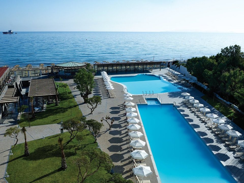 The Atlantica Akti Zeus Hotel has two outdoor pools and a waterpark with plenty of rides and activities