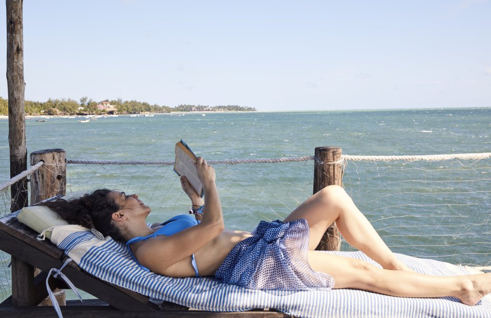 Brits admit they only read when on holiday