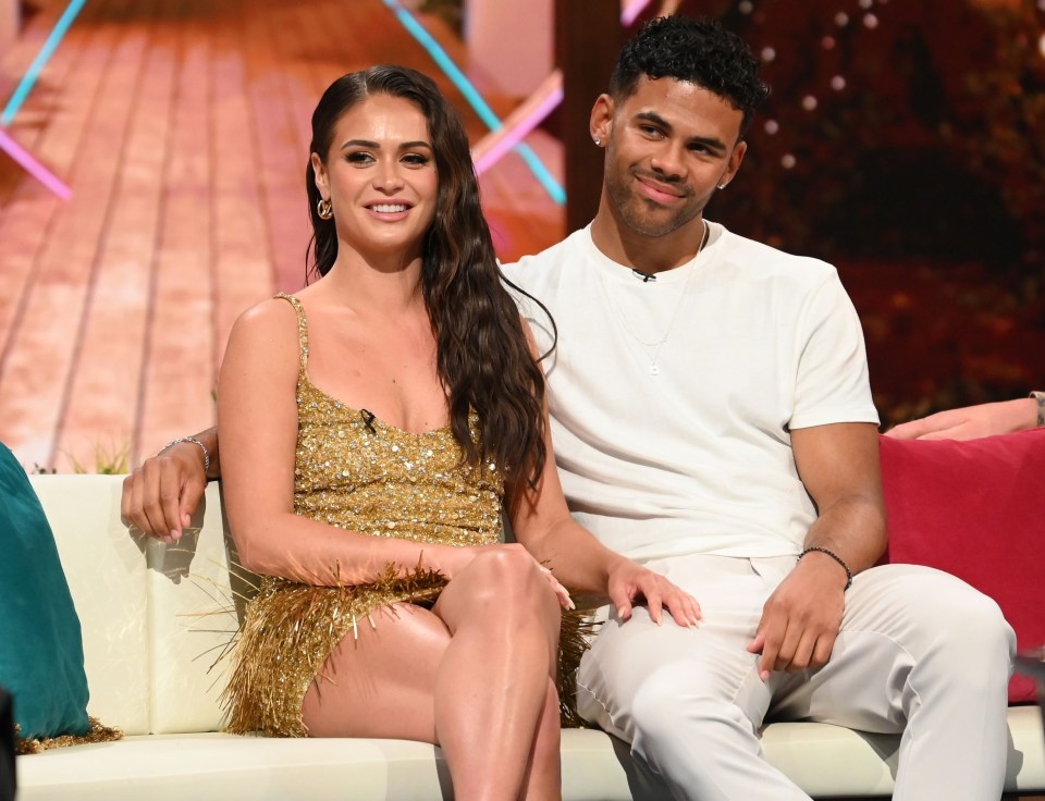 Love Island fans think that Olivia and Maxwell could be ‘faking’ it