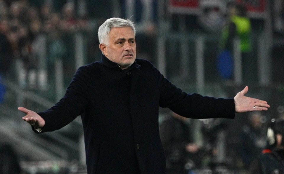 Jose Mourinho reportedly got himself involved at the Roma-Lazio U14 derby