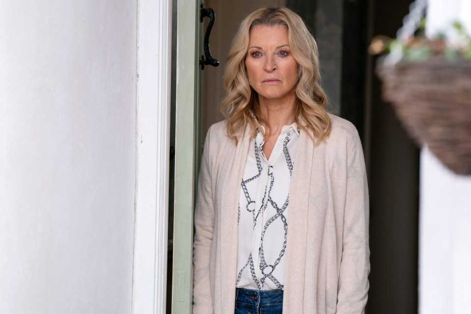 Kathy Beale is ready to get married to Rocky Cotton